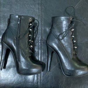 Lace up boots with heels